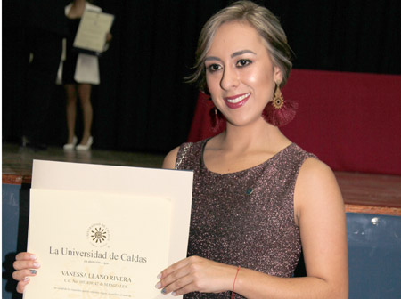 Vanessa Llano Rivera, celebró junto a su familia en una comida en el restaurante L’Atelier.