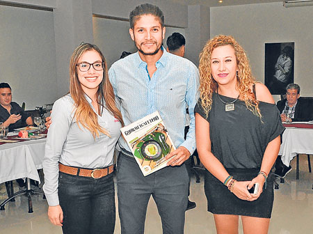 Luisa Fernanda Isaza Rodríguez, chef ejecutivo y asesora gastronómica nacional de de la Asociación Colombiana de Porcicultores; 