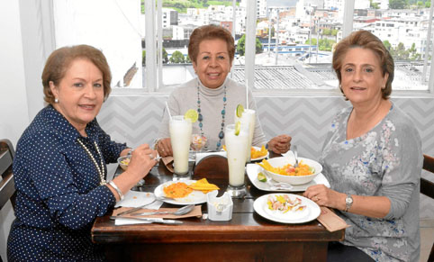 Luz Marina Londoño Lema, Nubia Tamayo González y Amparo Maya Posada.