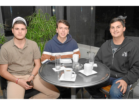 Simón Hoyos Arango, Martín Jaramillo Duque y Juan Carlos Gallego Ferreira.