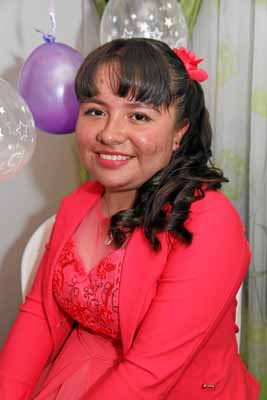 María José Orozco García, estudiante de noveno grado en la Escuela Nacional de Enfermería.