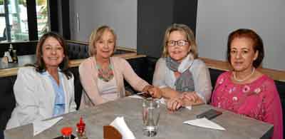 Natalia Marulanda Mejía, Matilde Cuartas Villegas, Lina Rivas Ángel y Nelly Gómez de Amariles.