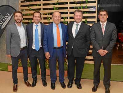 Juan Camilo Ruiz, jefe Comercial de Mall Plaza; Juan Cristóbal Calderón, gerente Comercial y de Mercadeo; Darío Calderón, miembr