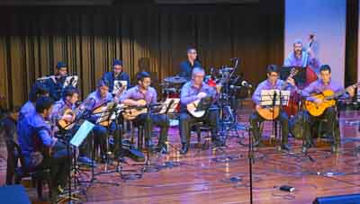 Fotos | José Fernando Tangarife | LA PATRIA Orquesta Típica durante su presentación durante la programación de Miércoles de conc