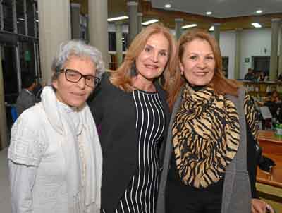 Lina María Gómez Eastman, Luz Amparo Gómez Eastman y Gloria Helena Gómez Eastman.