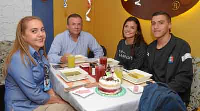 María Teresa Aristizábal Zuluaga, Javier Alonso Duqe Restrepo, Valentina Ramírez López y Juan David Duque Aristizábal.