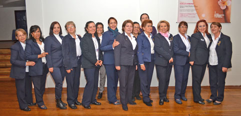 Mary Builes, Fabiola Castaño, Lucía Caicedo, Patricia Giraldo, Carmenza Urrea, Diana Duque, Luz Marina López, Margarita Lopera, 