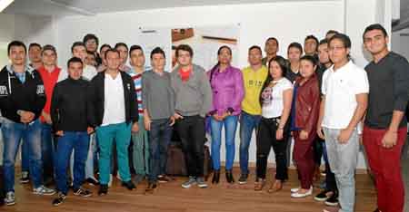 Participantes en Hackatón.