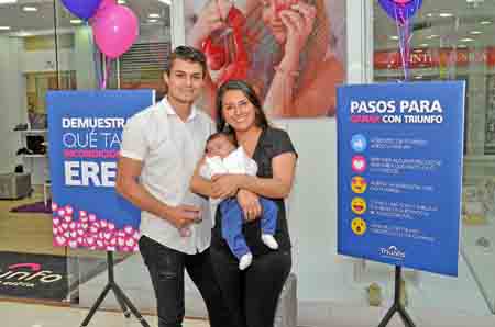Sebastián Giraldo Lozano, Alma Giraldo Cortés y Carolina Cortés Misas. 