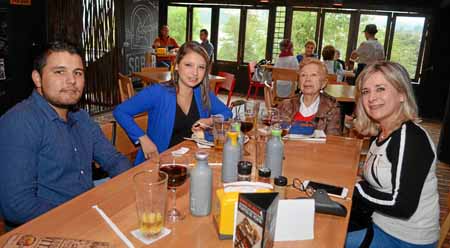 Federico González Velásquez, Valeria López Trujillo, María Villacorte Tapia y Luz Stella Legarda Villacorte.