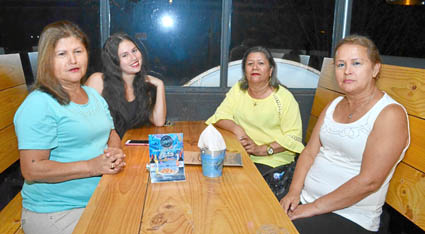 Foto | José Fernando Tangarife | LA PATRIA Stella Jurado González, Daniela Henao Jurado, Edilma Jurado González y Consuelo Jurad