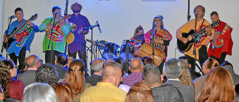 La agrupación aparece durante la presentación en la Secretaría de Cultura.