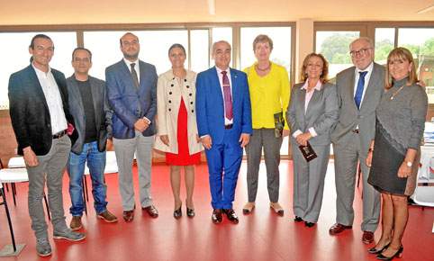 Yovanny Betancur Santa, docente de la U. de Caldas; Leonardo Marulanda Rivera, director de la Orquesta Sinfónica de Caldas; Jona