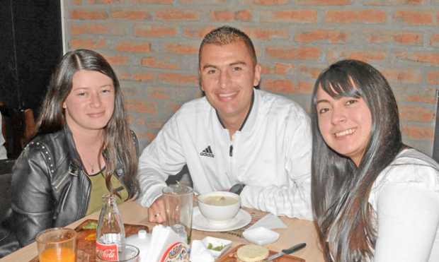 Daniela Morales González, Andrés Felipe Pérez Ospina y Carolina Salgado Yepes.