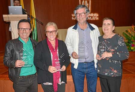 Juan Bernardo Zuluaga Valencia, Sara Victoria Alvarado Salgado, César Augusto Montes Loaiza y Gloria Isaza de Gil.