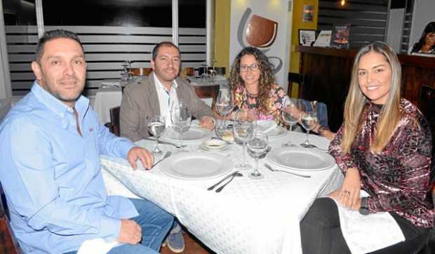 Felipe Hernández González, Mario Alfonso Sierra Gaber, Carolina Martínez Ramírez y Tatiana Martínez.