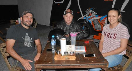 Camilo Olaya Rojas, Mauro Salazar y Johana López Velásquez.