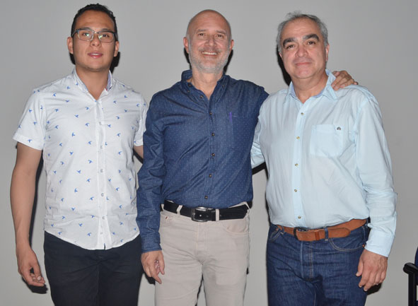 Luis Miguel Gallego Sepúlveda, editor de la Universidad de Caldas; Octavio Escobar Giraldo, director cultural de la Feria del Li