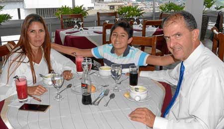 Liliana Patricia Muriel Serrano, Tomás Zuluaga Muriel y Juan Carlos Zuluaga Maese.