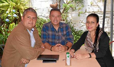 Manuel Fernando Tirado, candidato a la Alcaldía de Salamina ; Luis Felipe Díaz Delgado y Claudia María Bedoya Fórez se citaron p