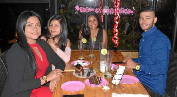 Karla Paola Lugo Pineda, María Fernanda Olarte Lugo, Alisson Villegas Lugo y Steven Ocampo Arias.