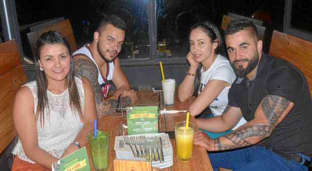 Johanna Corrales Rodríguez, Cristian Muñoz Agudelo, Victoria Gómez Ramírez y John Muñoz Agudelo.