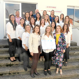 Ángela María Toro Mejía, vicepresidenta de el Ceder; Adriana Arango Gómez, directora ejecutiva de el Ceder, y Yurley Ocampo Ospi