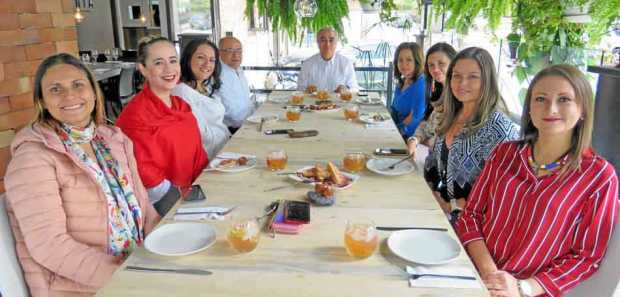 Patricia Salazar Villegas, Carolina López Sánchez, Ángela María García Gómez, Marco Tulio Jaramillo Salazar, Alejandro Ceballos 