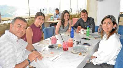 Juan Carlos Ospina Isaza, María Paula Ospina Patiño, Valentina Restrepo Rodríguez, Juan Pablo Ospina Patiño y Luz Amparo Patiño 