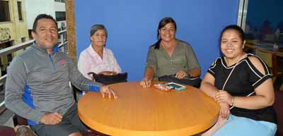Juan García Farfán, Ana Romelia Farfán de García, Andrea García Farfán y Manuela Correa García compartieron en el restaurante Pl