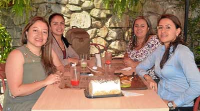 Diana Álvarez Márquez, Alejandra Toro Valencia, María Suárez Millán y Carmen López Ávila.