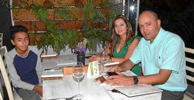 Tomás Martínez Villa, Elsa María Villa Hoyos y Alejandro Martínez Jiménez.