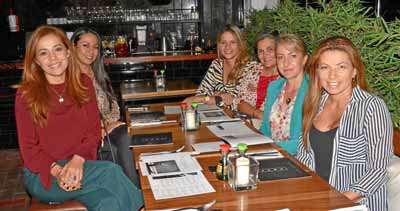 Lida Gil Obando, Valentina Vargas, Olga Castañeda Castaño, Elsa Robledo Arango, Clara María Coppiano Palacio y Diana Trejos Gall