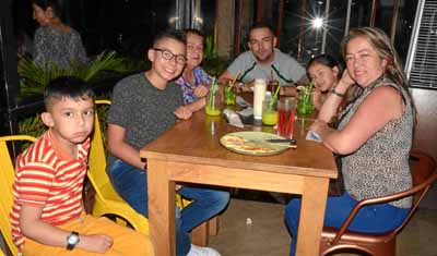 Emmanuel Otero Pineda, Yulián Otero Pineda, Luz Mary Bedoya de Pineda, Cristian Pineda Bedoya, Sarita Pineda Guinand y Adriana P