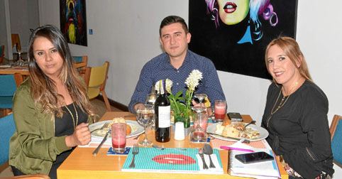 Andrea Gallego Osma, Julio Cesar Cardona Hincapié y Paula Andrea Arango López.