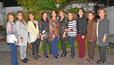 Pía Villegas Hauss, Lucy Ocampo Arango, Doris Gómez Mejía, Carmen Elisa Salazar Estrada, Carmenza Londoño Arango, Gloria Matilde