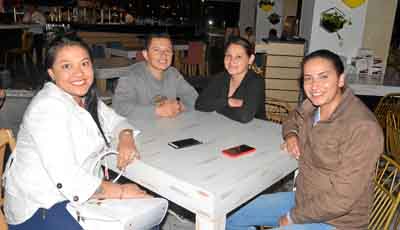 Clemencia Rave, Alexánder Álvarez Rave, Vanessa Loaiza Sánchez y Daniela Echeverri Campeón.