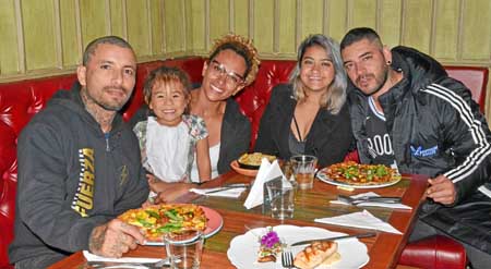 Anderson Torres Ospina, Simona Torres Cardona, Diana Cardona Arango, Melissa Arroyave y David Ríos.