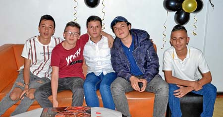 Juan José Hincapié Barrera, Juan Sebastián Lancheros Isaza, Alejandro Muñoz Zuluaga, Alejandro Carmona Tabares y Adrián Rincón.