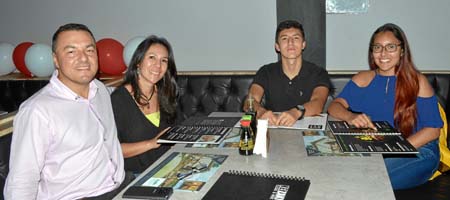 Jorge Enrique González Cardona, Adriana García Vargas, Santiago González García y Camila González García.