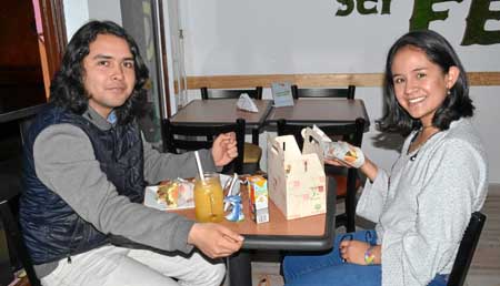 Santiago Rengifo Ruiz y Luisa María Piamba Díaz compartieron en El Petizo Núñez.