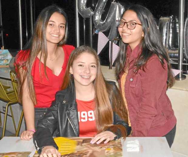 Ana Sofía Marín García, Mariana Botero Arenas y Catalina Mejía García.