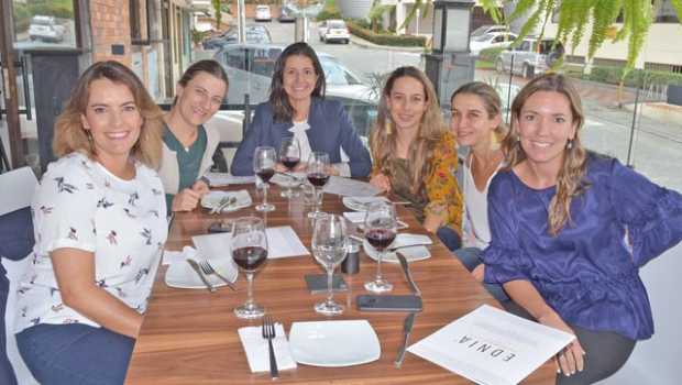 Daniela Zuluaga Gaviria, Catalina Fajardo Naranjo, Luisa López Grajales, Mariana Restrepo Salazar, Andrea Restrepo Salazar y Man