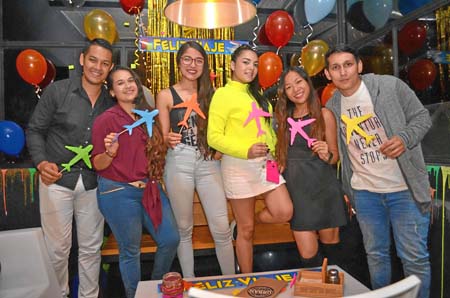 Daniel Ramírez Castro, Valeria Vizcaya Orozco, Laura Meza Ortiz, Laura Camila González Montes, Yan Fen Yu Chen y Mauricio Gómez 