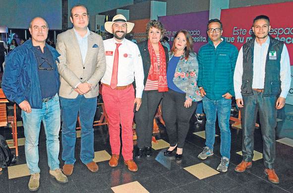 Javier Tudela, Jonathan Ballesteros, Héctor Bernal, Rosa Helena Macía, Luz Gladys García, Nicolás Montoya, Iván Becerra. 