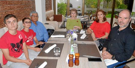 Miguel Echeverri Baeza, Pablo Echeverri Baeza, Carlos Baeza Arango, Esperanza Bárcenas de Baeza, Isabel Baeza Bárcenas y Marcelo