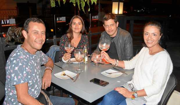 Carlos Iván Cardona Martínez, Teresa del Mar Angulo Medina, Jaime Andrés Angulo Proaños y Érika Alzate Rendón