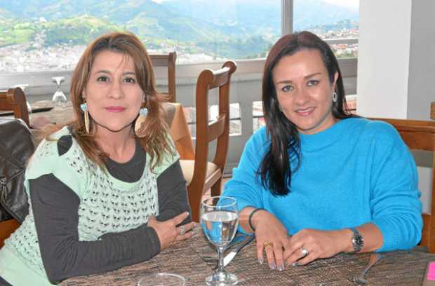 Bibiana María Toro Osorio y Sandra Patricia Tobar Hurtado compartieron en el Club Manizales.