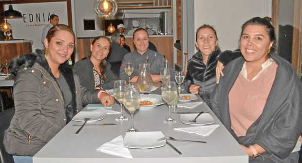 Juliana Díaz Mejía, Olga Lucía Cardona Martínez, Eugenia Restrepo González, Susana Djurovic Alzate y Melina Marín Roncancio.