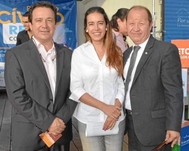 Germán Maldonado González, Natalia Escobar Santander y Guillermo Orlando Sierra Sierra.